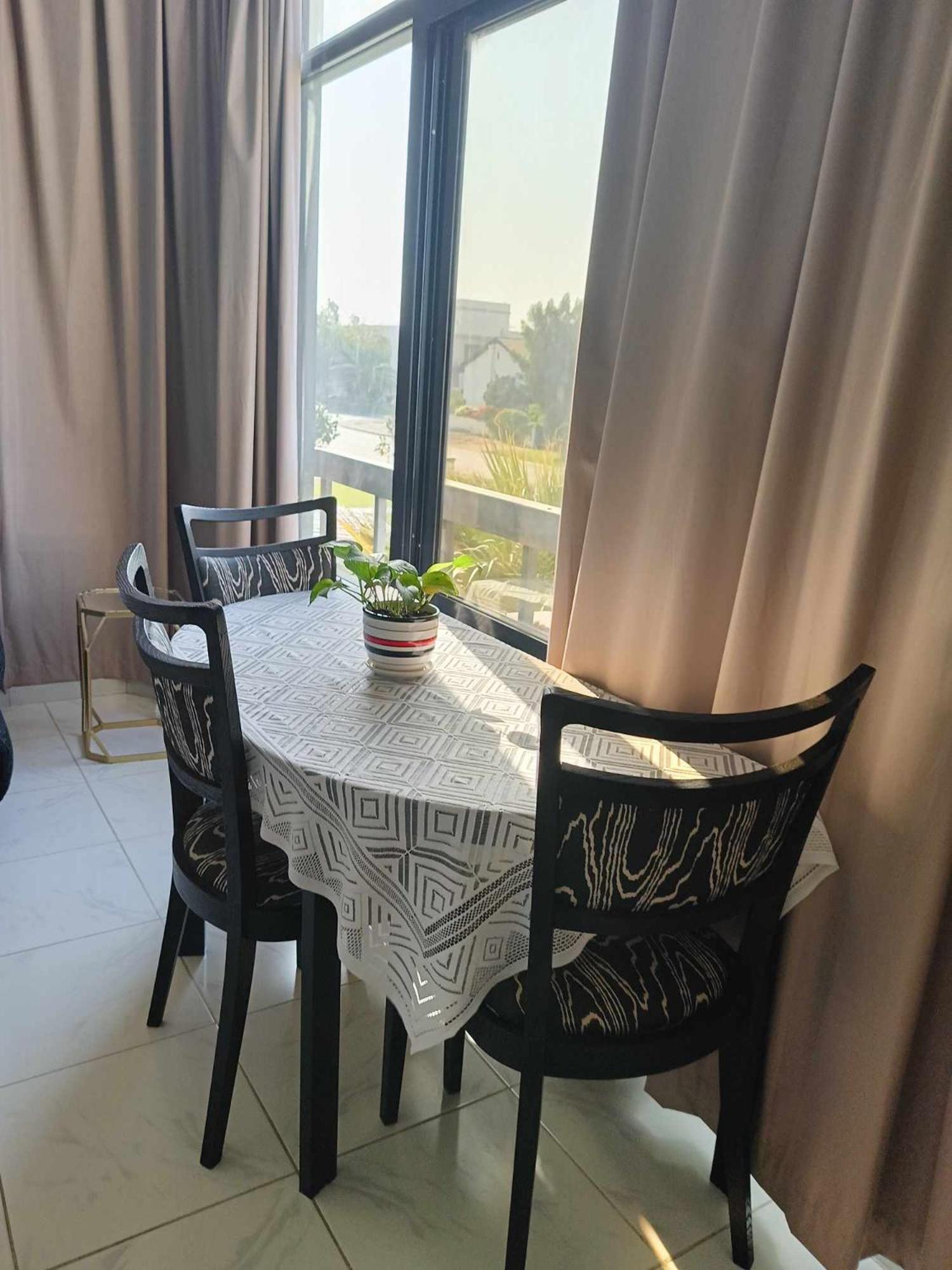 Jumeirah Beach Villa Dubai Exterior photo